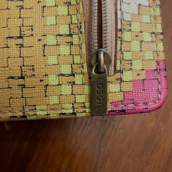 🤎 Fossil Multicolor Wallet 🤎 - Picture 7 of 8